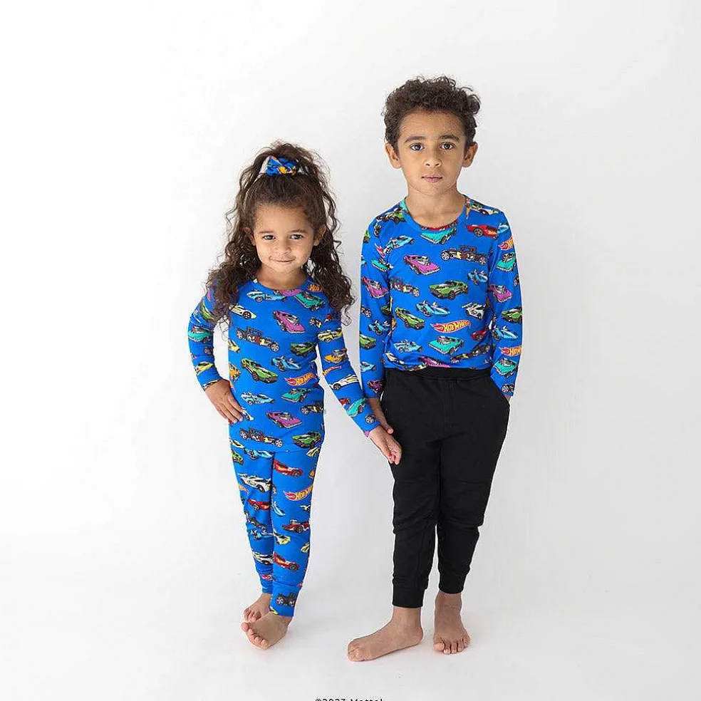 Posh Peanut Classic Pajama Set Hot