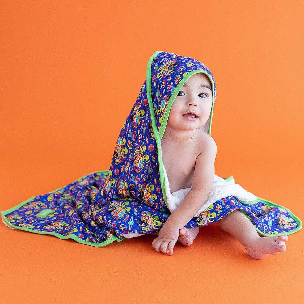 Posh Peanut Hooded Towel New