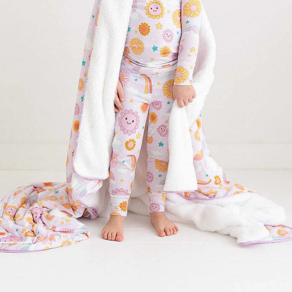 Posh Peanut Luxe Plush Patoo® Blanket Outlet