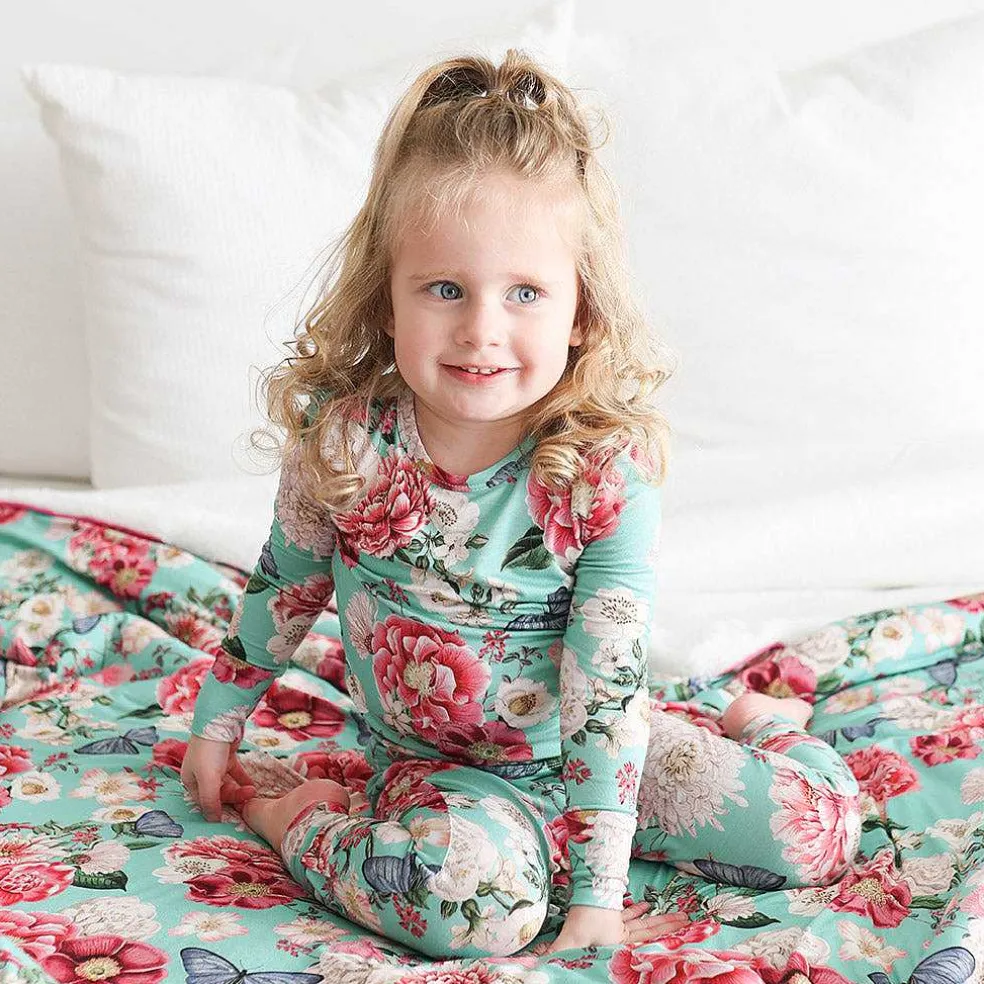 Posh Peanut Luxe Plush Patoo® Blanket Clearance