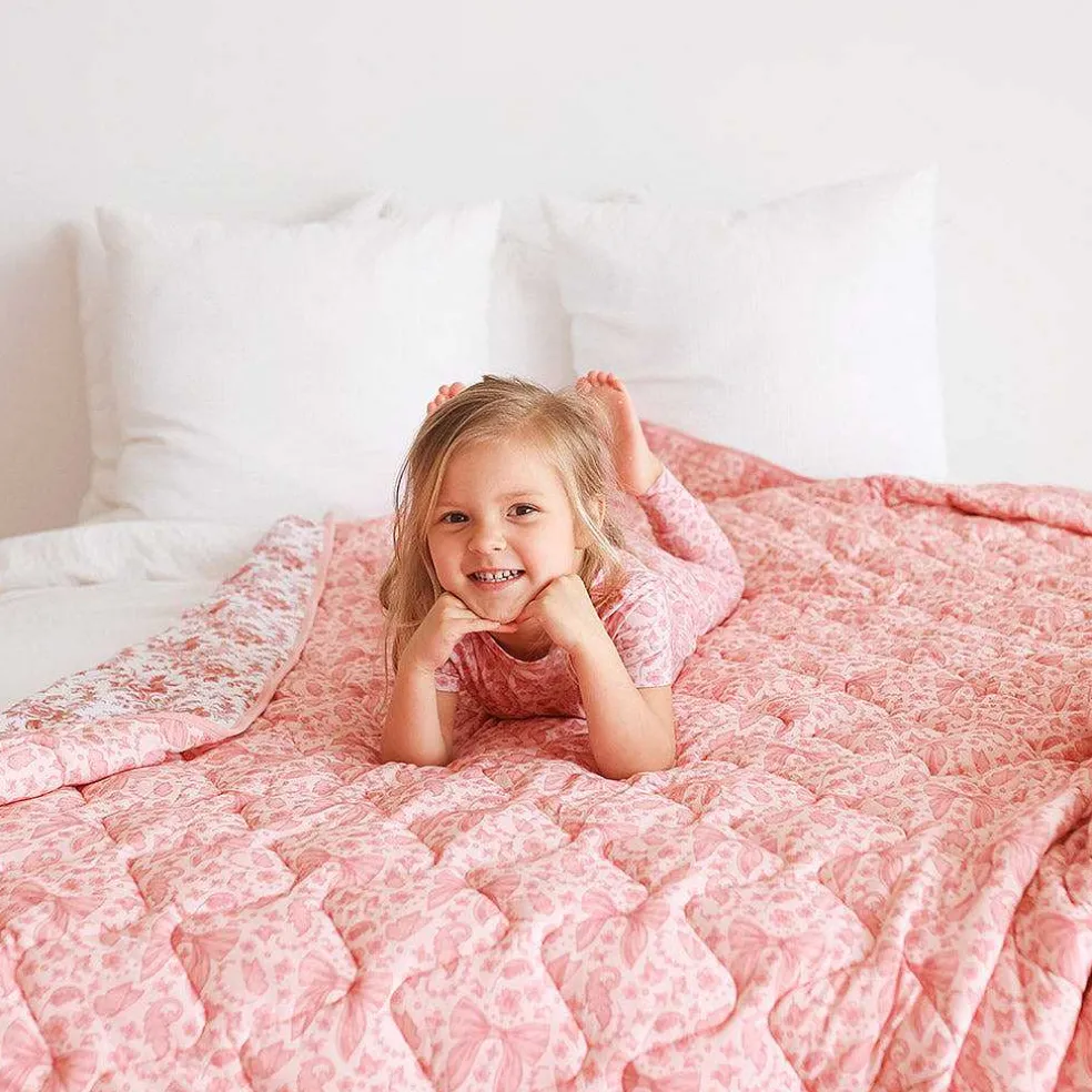 Posh Peanut Reversible Quilted Patoo® Blanket Store
